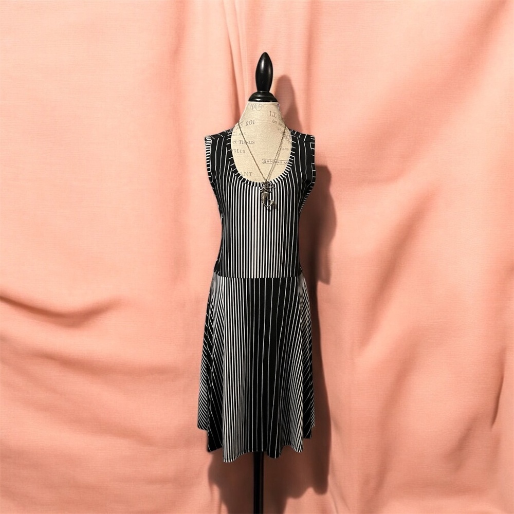 Nikki Lularoe Black and White Stipped Dress